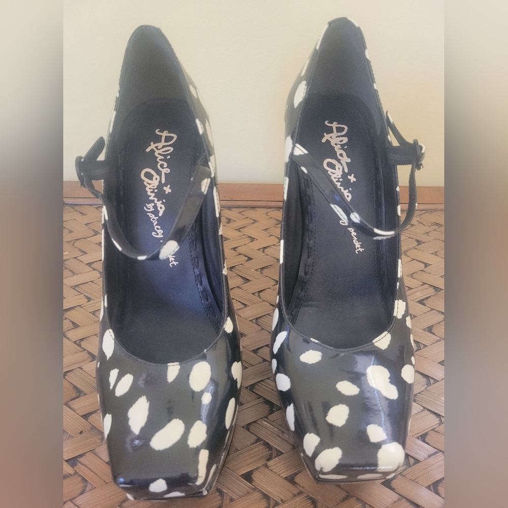 Alice + Olivia Black and White Platform Shoes - Picture 5 of 7